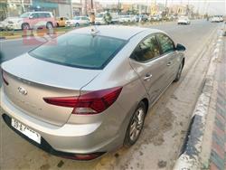 هیوندای ئەلەنترا